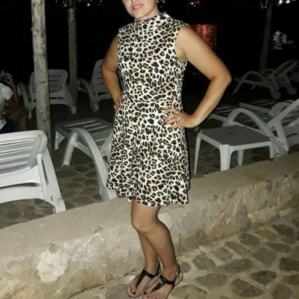 Dress - Picture 2 of 3